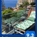 Astro Vista Madeira * فونشال