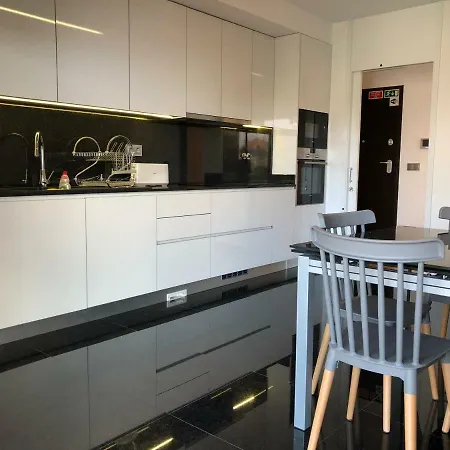 Astro Vista Madeira Apartman *