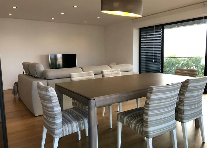 Astro Vista Madeira דירה *